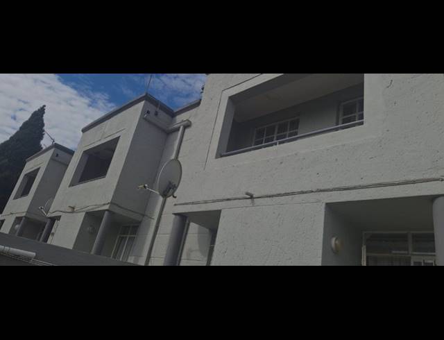 3 BEDROOM APARTMENT FOR SALE IN OAKDENE